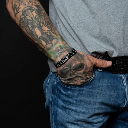 Vista 7 de Til Valhalla Project Pulsera conmemorativa 22 A Day
