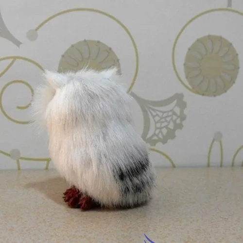 Vista 7 de DULRLLY 5 adornos de Navidad de búho de felpa, lindos animales peludos blancos y negros, adornos de bosque, piel sintética, búho, pájaros, adorno