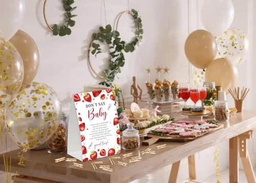 Vista 4 de Juego de bebé de fresa con texto en inglés "Don't Say Baby Show", paquete de un letrero de 5 x 7 pulgadas y 50 mini pinzas naturales para la ropa