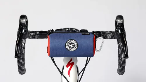 Vista 16 de ULAC COURSIER COLLECTION Neo Porter Bolsa para manillar de bicicleta, con ojales frontales para luces y gafas de sol y una correa para el hombro