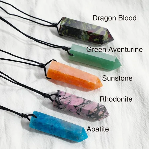 Vista 5 de Runyangshi Colgantes de cristal curativo, collar de cuarzo de cristal natural de un solo punto, 6 facetas de chakras, piedra de reiki, energía