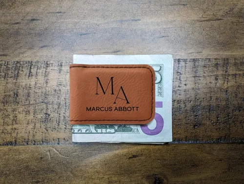 Vista 5 de Personalized Engraved Money Clip with Magnetic Closure, Custom Engraved Minimalist Leather For Him (Rawhide)