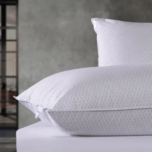 Vista 2 de Calvin Klein Juego de 2 almohadas de cama tamaño King de 20 x 36 pulgadas con estampado geométrico para dormir, color blanco
