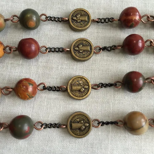 Vista 5 de elegantmedical Collar de cruz de regalo de rosario católico hecho a mano con 5 cuentas de piedra picasso para la primera comunión, elegantmedical