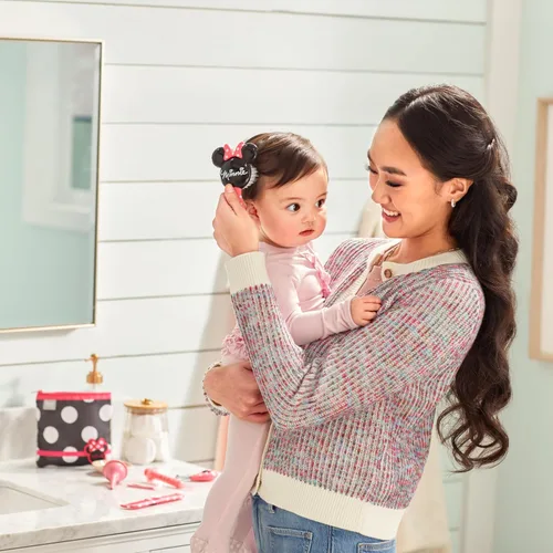 Vista 7 de Disney Kit de salud y aseo para bebés, Minnie, talla única
