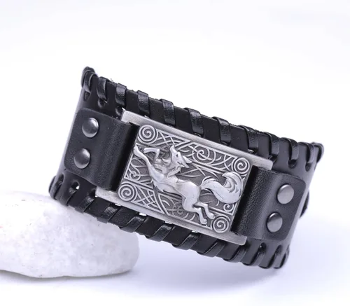 Vista 4 de Viking Fox Celtic Knot Irish Cuff Pulseras anchas de cuero punk joyería ajustable (negro y plata antigua), Cuero