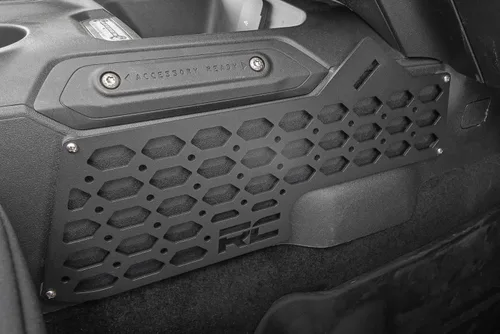 Vista 5 de Rough Country Kit de panel de montaje Molle de consola central para Ford Bronco (2021-2025), panel de acero duradero para almacenamiento seguro