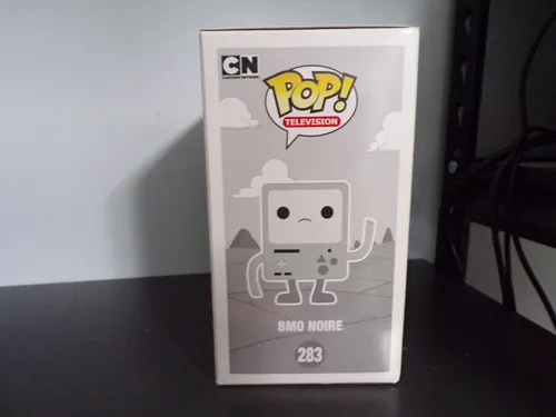 Vista 4 de Funko 6485 – Figura de vinilo Pop Adventure Time 283 BMO Noire