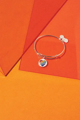 Vista 3 de Alex and Ani Pulsera Love Rainbow Heart