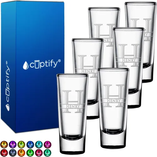 Vista 15 de Vaso de chupito personalizado con fondo negro personalizado de 2 oz, vasos de chupito cordiales con inicial y nombre en script dividido
