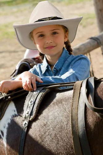 Vista 4 de Jastore sombreros occidentales para niños, sombreros de vaquero de fieltro para niños y niñas, sombrero Fedora Jazz, sombreros de vaquera
