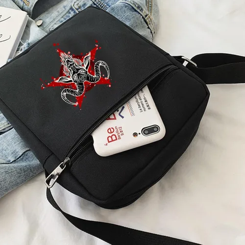 Vista 3 de Bolso cruzado gótico mini bolso de mensajero gótico con correas ajustables