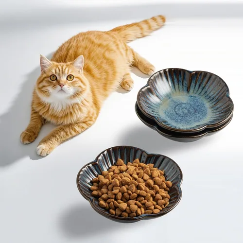 Vista 11 de Mecaikru Tazones de comida para gatos, platos de cerámica para gatos, plato para comida, agua y aperitivos, 4.72 pulgadas, uso en interiores