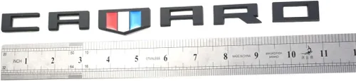 Vista 4 de Aimoll Insignias de emblema de Camaro 3D de repuesto para Silverado Camaro RS Chevy Redline Style (1 unidad, negro)