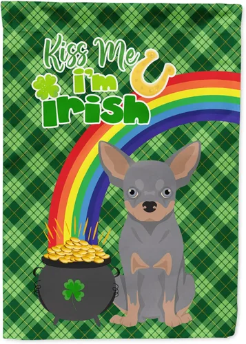Vista 184 de Caroline's Treasures WDK4731GF - Bandera decorativa para jardín del día de San Patricio, color negro y tostado, Airedale Terrier, para jardín