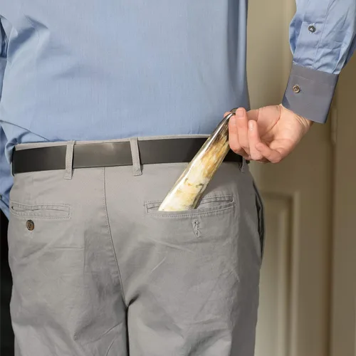 Vista 9 de Lucky Franc's Cuerno de zapato de cuerno real. Cuerno de zapato de vestir para hombres. Calzador de cuerno de lujo hecho a mano para uso en el hogar