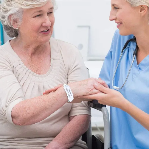 Vista 6 de Pulseras de plástico blanco para hospital, 100 unidades, pulseras de vinilo, bandas de identificación de paciente, pulseras de plástico médico