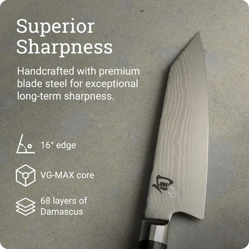 Vista 3 de Cuchillo Shun Classic Kiritsuke de 6 pulgadas, VG-MAX Damasco, mango de madera de Pakka