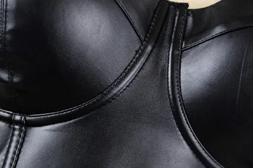 Vista 5 de Charmian - Top de bustier para mujer con tirantes de espagueti de piel sintética corta