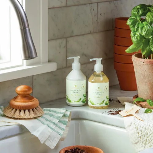 Vista 2 de Thymes Loción hidratante de manos para piel seca - Hidratante para belleza y cuidado personal - Loción de manos de lujo para mujeres y hombres