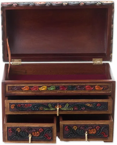 Vista 2 de NOVICA Joyero de cuero y madera de cedro con temática de animales, multicolor, 'Shimmering Hawk