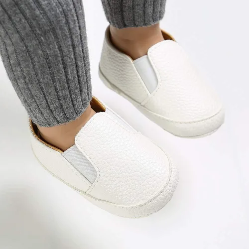 Vista 3 de Meckior - Zapatos para recién nacidos, tipo mocasines de lona con suela suave para recién nacidos, bebés, niños y niñas que estén dando sus primeros