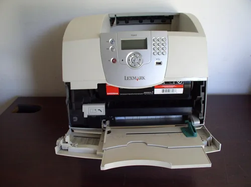 Vista 7 de Lexmark Impresora láser monocromática T642