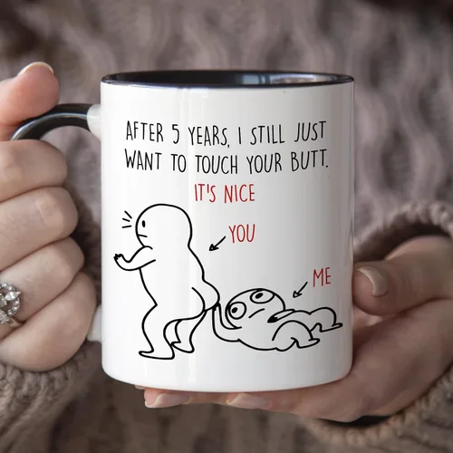 Vista 3 de YouNique Designs Taza de aniversario de 5 años, 11 onzas, divertida taza de café de jubileo de 5ª boda para ella y él, quinto año, 5ª boda