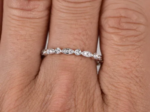 Vista 5 de Alianza de boda de oro blanco de 14 quilates, media eternidad, anillo de compromiso, anillo apilable, micro diamante pavé