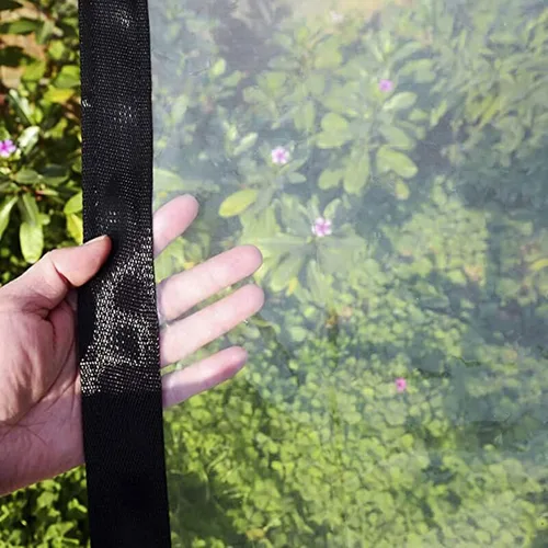 Vista 2 de Lona impermeable de 4 x 9.9 pies, lona transparente de polietileno, cubierta protectora multiusos a prueba de desgarros, resistente a