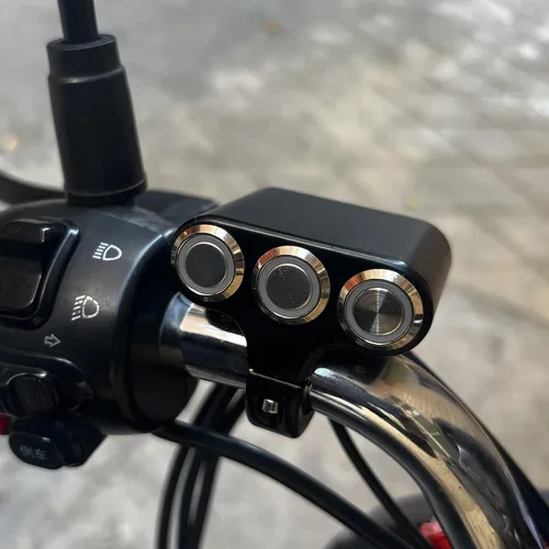 Vista 6 de Interruptor de manillar de motocicleta impermeable de 7/8 ″ con luz indicadora, interruptor de botón de 3, luz antiniebla ON/OFF