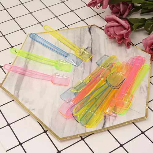Vista 5 de Honbay 100 mini cucharas de plástico de 3.74 pulgadas de colores surtidos, perfectas para degustar muestras o pruebas de sabor, postres congelados