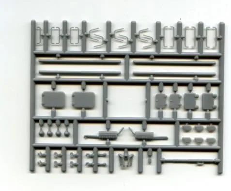 Vista 7 de Micro-Mir BTR-60PB Transporte blindado soviético de personal 1/48 48-012