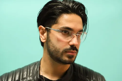 Vista 5 de Gafas de sol sin montura a la moda, rectángulo, lentes teñidas, gafas de los años 90, estilo retro, marcos cuadrados, arte de metal transparente