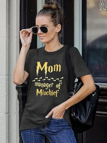 Vista 2 de Camiseta divertida para mujer con diseño de gerente de travesuras, camisa fantástica para mamá, camisa mágica de mago, para el día de la madre
