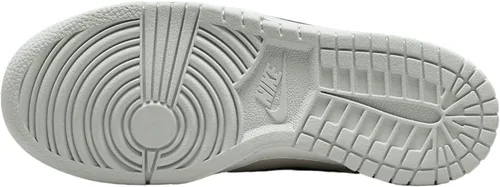 Vista 177 de Nike Kid's Dunk Low Sneaker