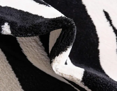 Vista 7 de Unique Loom Wildlife Collection - Okapi - Alfombra rectangular de 5 pies 3 pulgadas x 8 pies, color negro y crema
