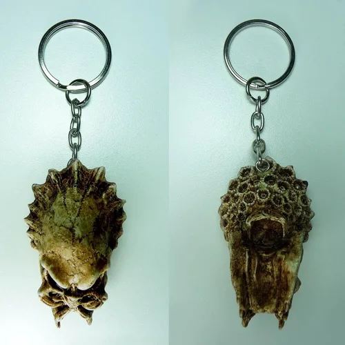 Vista 3 de Mini llavero de calavera depredador berserker motorista, Marrón