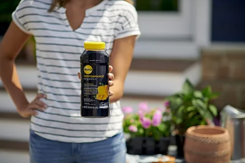 Vista 6 de Miracle-Gro Performance Organics - Gránulos de nutrición vegetal multiusos, 1 libra Botella agitadora, orgánica y multiusos para verduras, flores