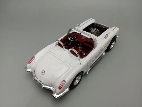 Vista 7 de AMT 1960 Chevrolet Corvette Kit de modelo a escala 1:25