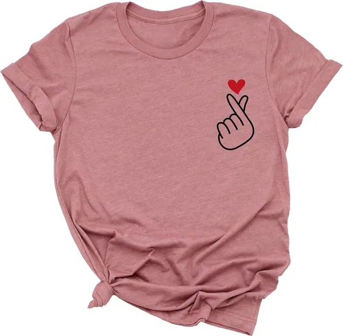 Vista 7 de Camiseta coreana Saranghae Finger Heart I Love You, camiseta coreana de mercancía pop, ideas de regalo de cumpleaños para K-Drama y fanáticos