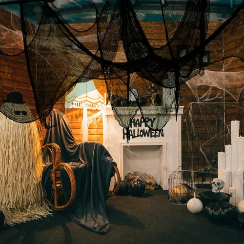 Vista 3 de NEBURORA Tela espeluznante de Halloween de 630 x 30 pulgadas, decoración espeluznante de Halloween, suministros de mansión encantada negra