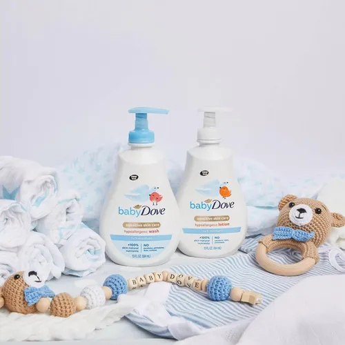 Vista 3 de Baby Dove Gel de baño, humedad rica, paquete de 3 – Lavado hipoalergénico para pieles sensibles, aroma delicado, 13 onzas Ea