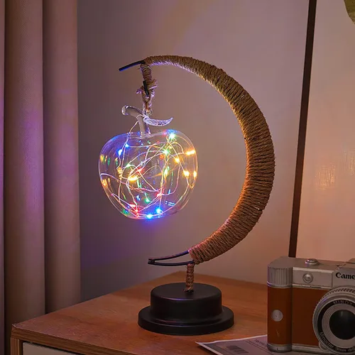 Vista 16 de Lámpara lunar encantada, lámpara LED colgante de luna, luz nocturna conmemorativa, adorno de Navidad para el hogar (manzana morada)