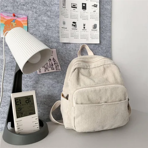 Vista 6 de MaxxCloud Mochila de mezclilla estética para mujeres y hombres, mochila casual de mezclilla, bolso de mano, mochila ligera para el hombro