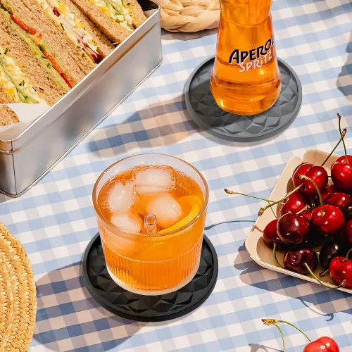 Vista 5 de ME.FAN Posavasos de silicona con soporte, para beber, para bebidas calientes o frías, gruesos, antideslizantes, antiadherentes y estilo bandeja Negro