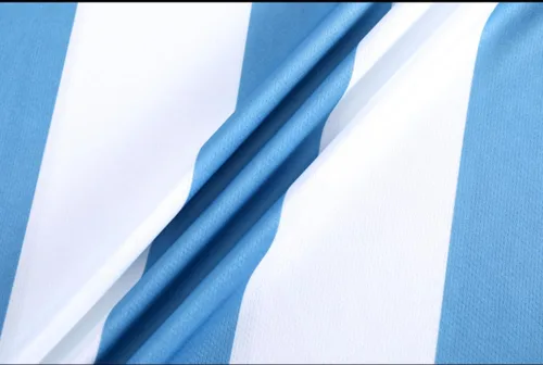 Vista 3 de KICKOFFKITS - Uniforme de entrenamiento para adultos #10 de la Copa Mundial de Argentina Equipo deportivo, JerseyPantalones cortoscalcetinesllavero