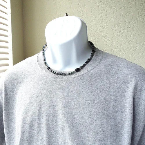 Vista 15 de Mami's Gem Studio Collar de estilo tribal para hombre, cuentas con hueso tallado, ónix negro y piedras preciosas, hecho a mano en Estados Unidos