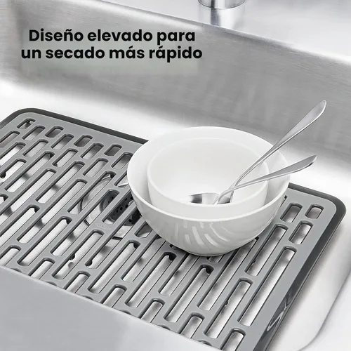 Vista 4 de OXO Good Grips - Alfombrilla de silicona para fregadero, tamaño grande Cojines para fregadero y platos, pies elevados para flujo de aire, ideales