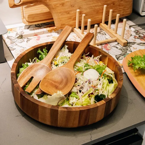 Vista 5 de Naturoom Servidores de ensalada de madera de acacia, utensilios de madera de 10 pulgadas para cocinar y cocina, juego de 2